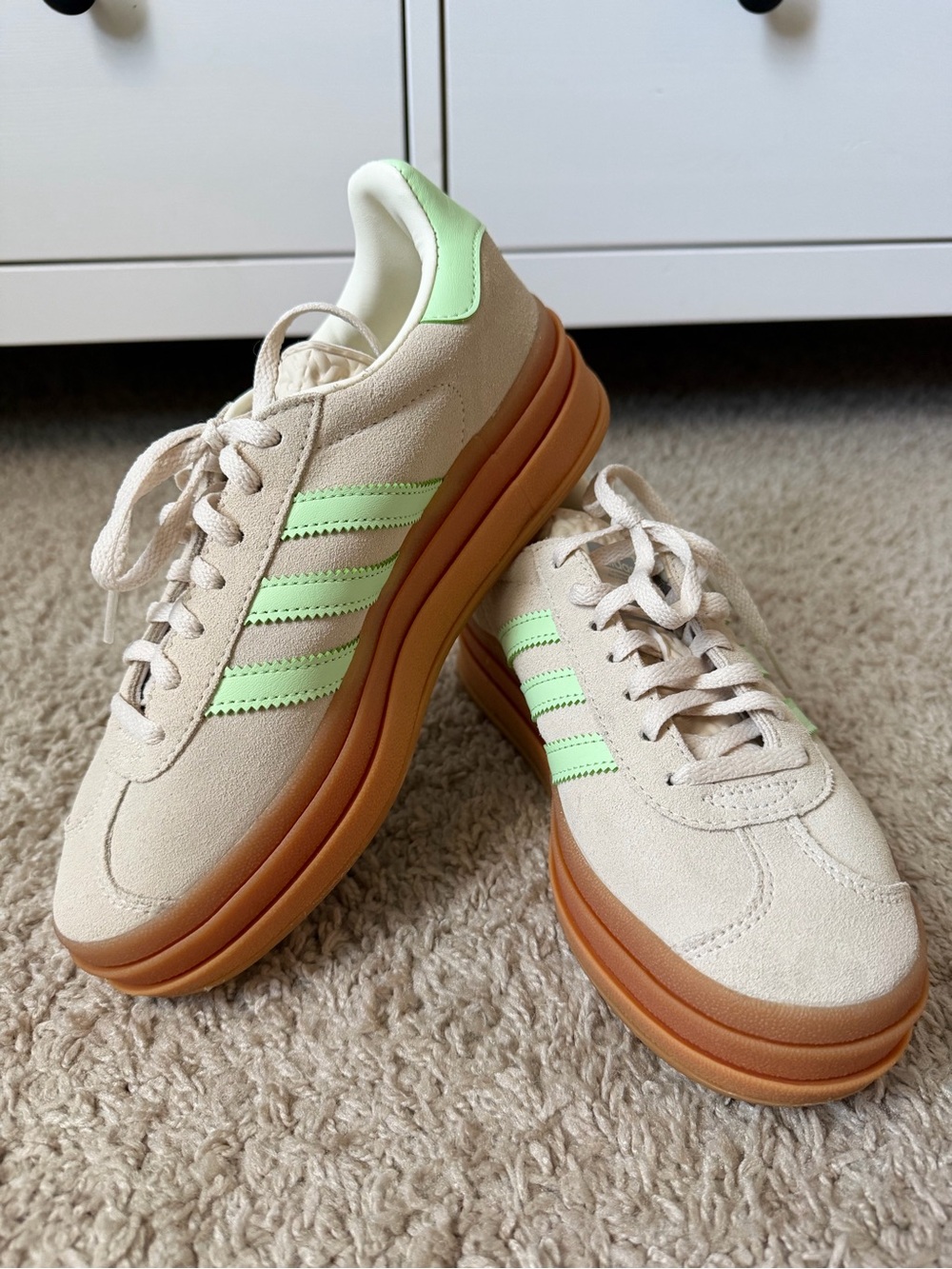 adidas Women’s Cream Suede Gazelle with Mint Stripes and Gum Sole - Picture 2 of 5